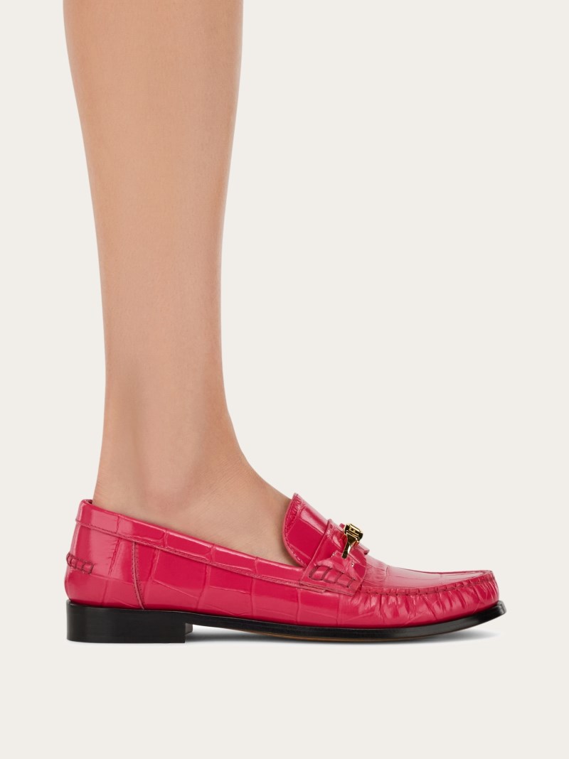 Ferragamo | Women's New Vara Chain Loafer - Fuchsia