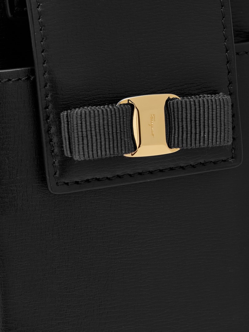 Ferragamo | Women's Vara Bow Smartphone Case - Black