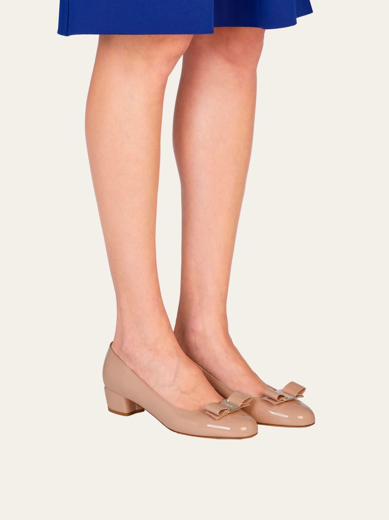 Ferragamo | Women's Vara Pump - Amaretti