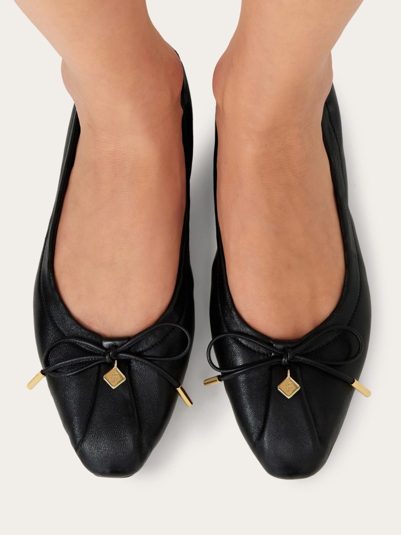 Ferragamo | Women's Elasticated Ballet Flat - Black
