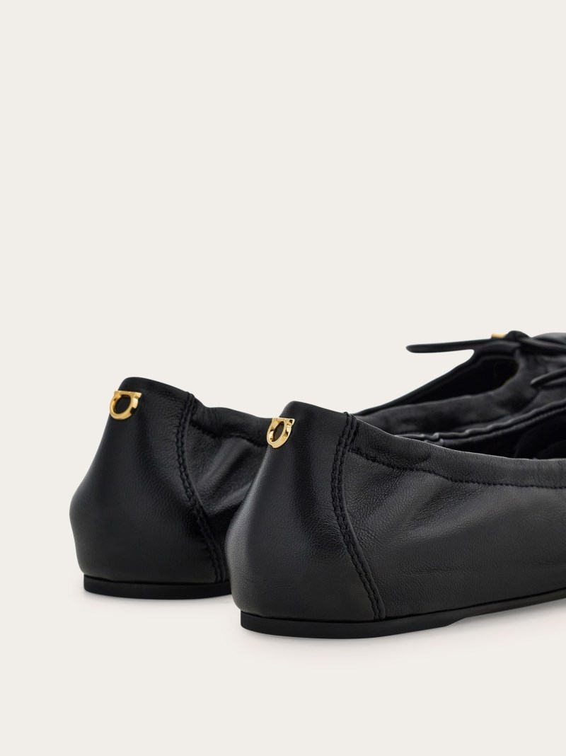 Ferragamo | Women's Elasticated Ballet Flat - Black