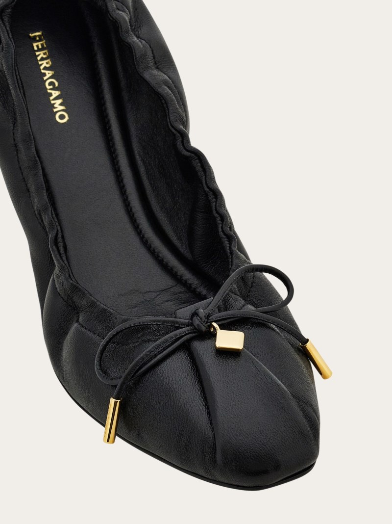 Ferragamo | Women's Elasticated Ballet Flat - Black