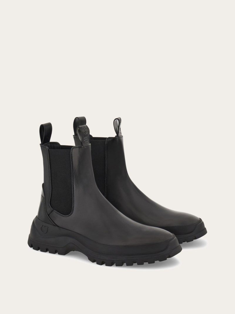 Ferragamo | Men's Chelsea Boot - Black
