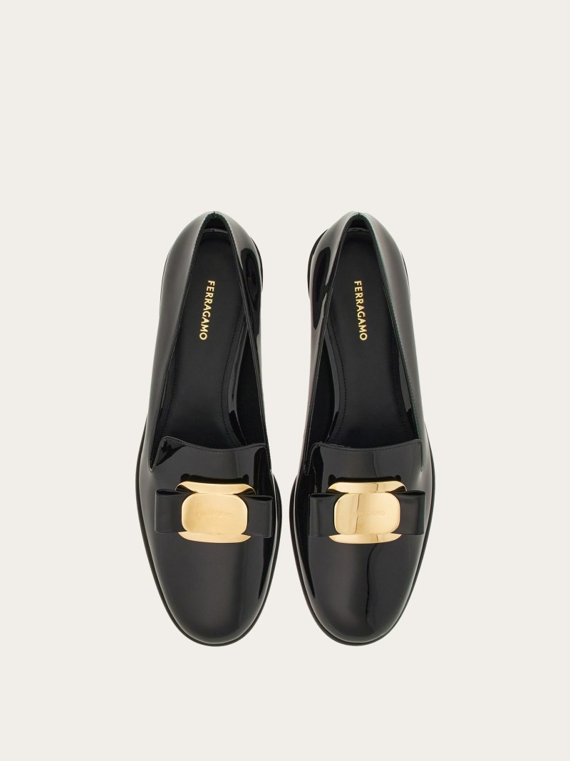 Ferragamo | Women's New Vara Plate Loafer - Black