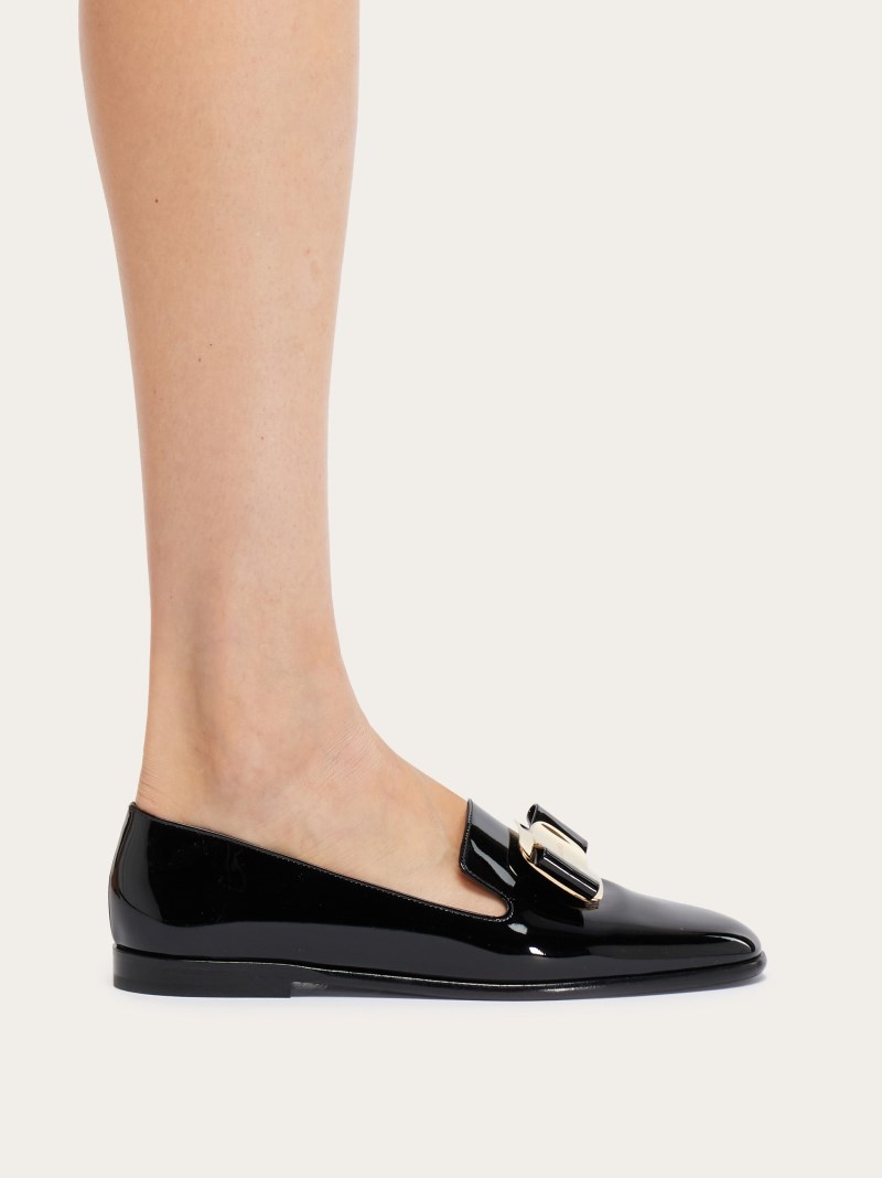 Ferragamo | Women's New Vara Plate Loafer - Black