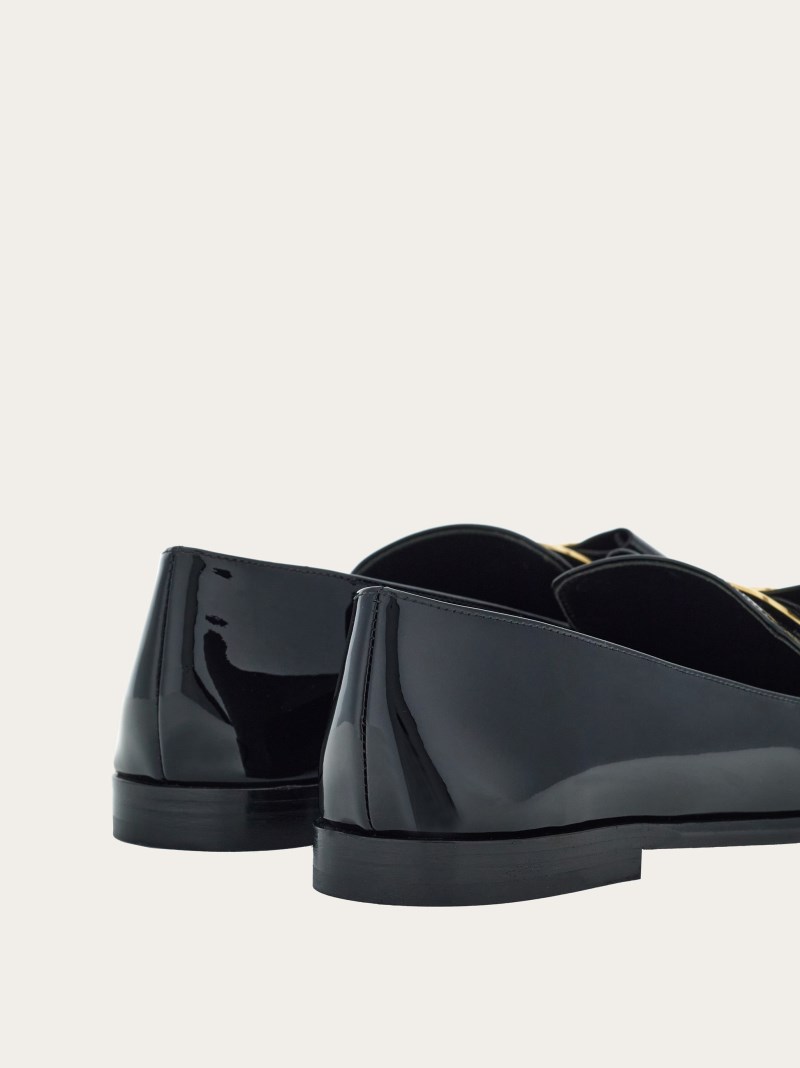 Ferragamo | Women's New Vara Plate Loafer - Black