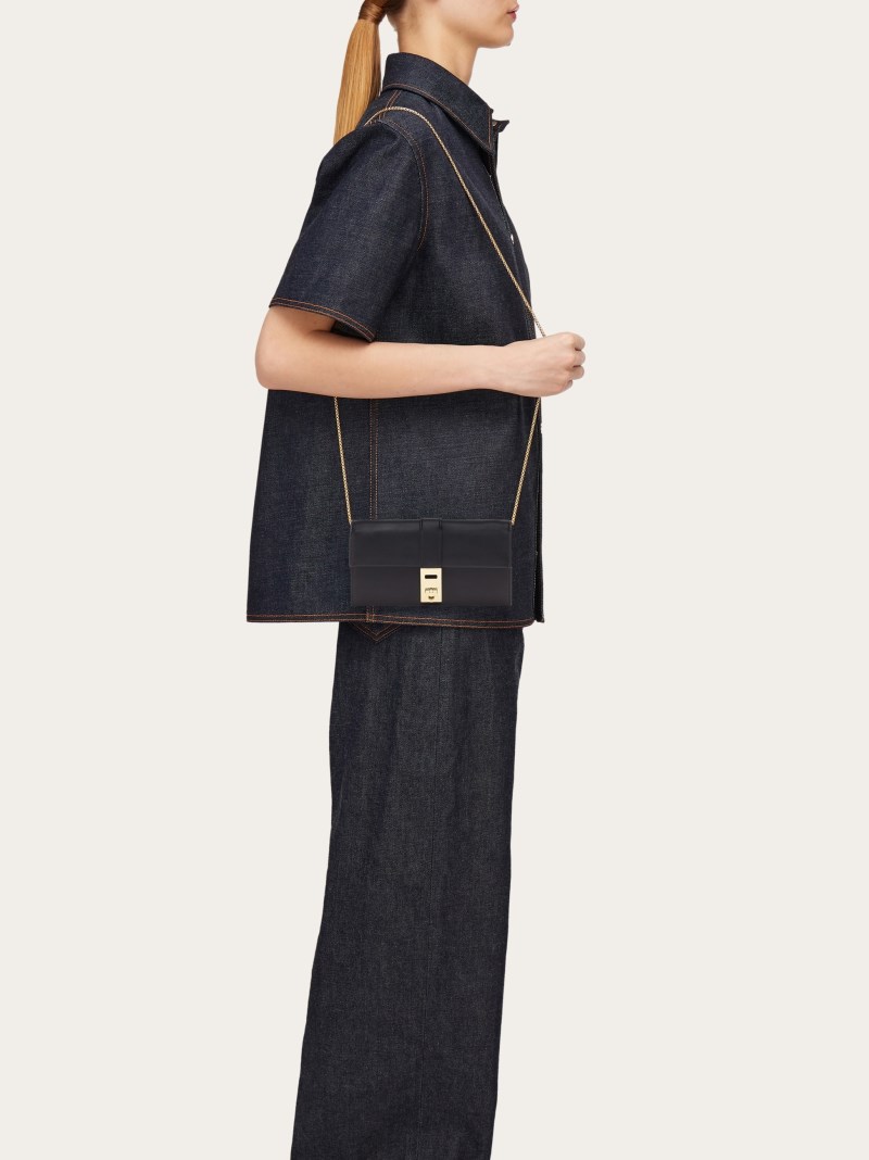 Ferragamo | Women's Hug Wallet With Chain - Black