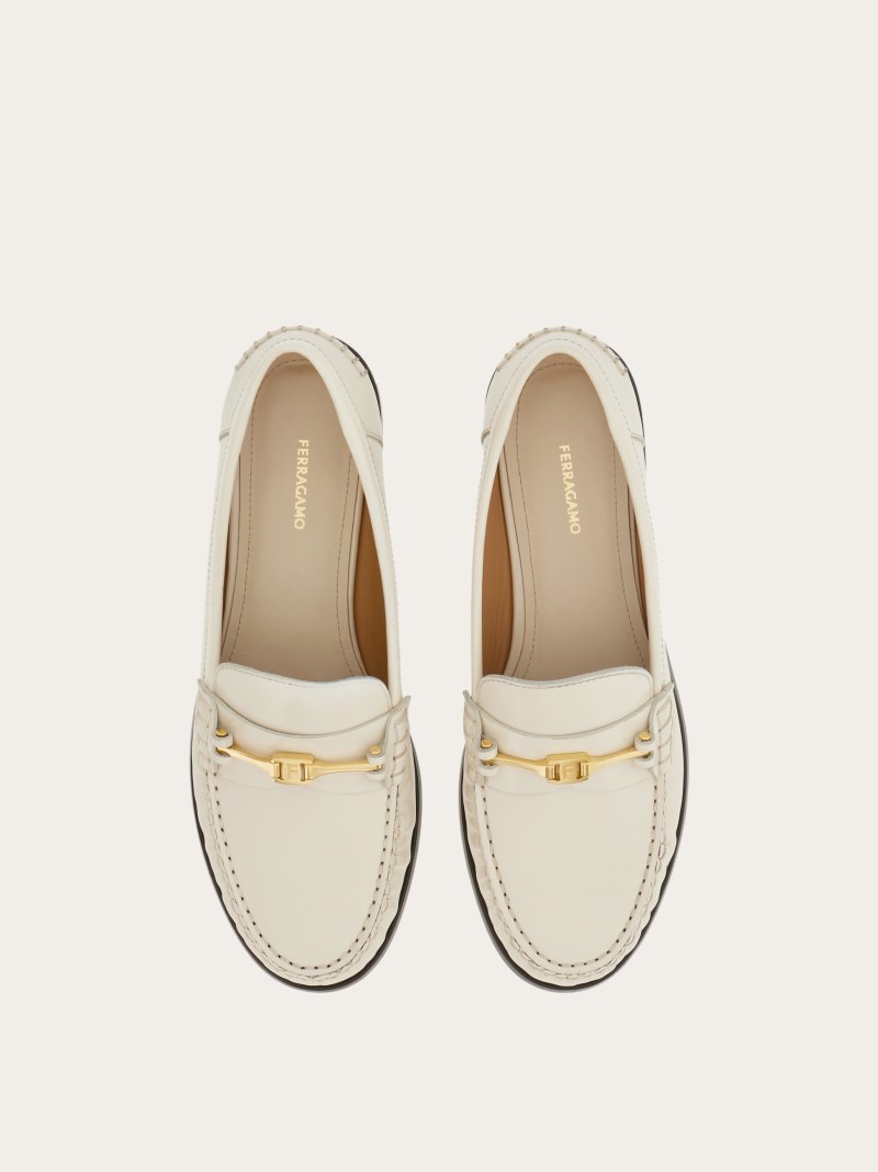 Ferragamo | Women's New Vara Chain Loafer - Mascarpone