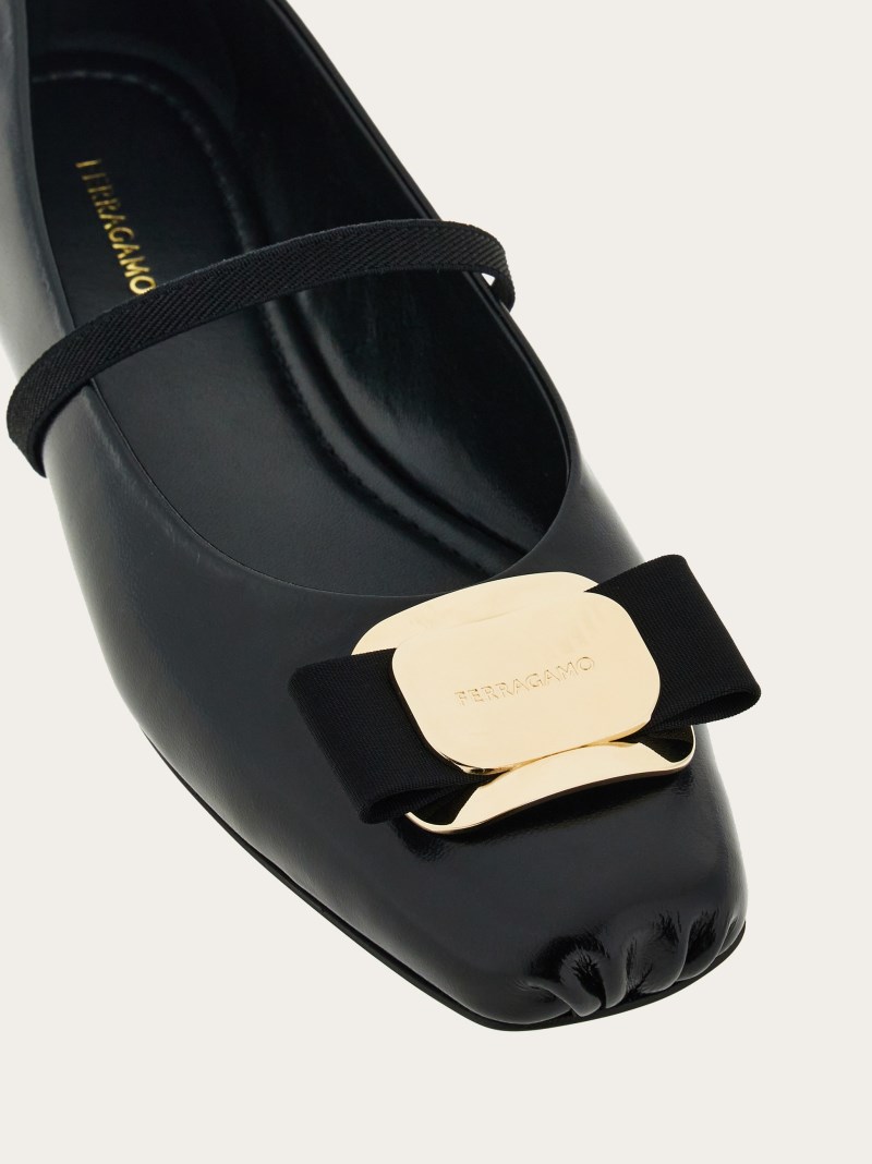 Ferragamo | Women's New Vara Plate Ballet Flat - Black