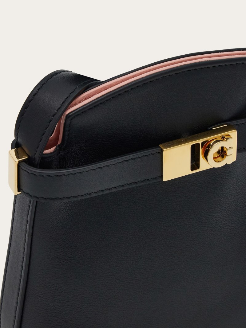 Ferragamo | Women's Hug Two-Tone Smartphone Holder - Black/Nylund Pink