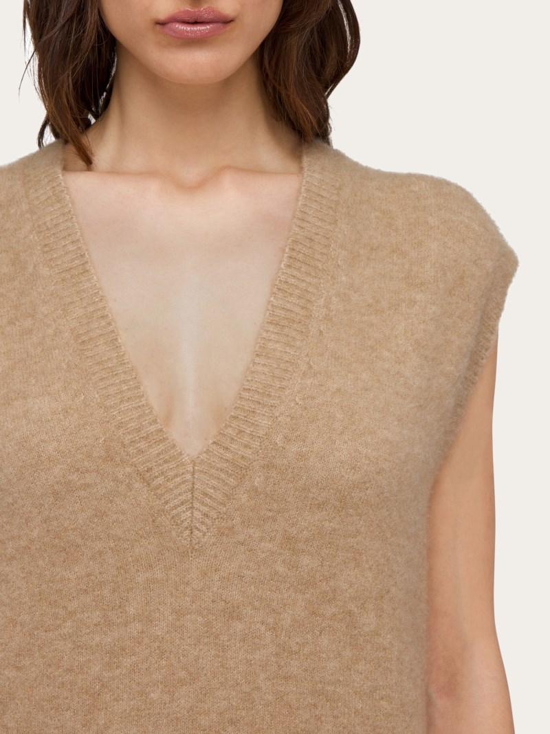 Ferragamo | Women's Oversize Wool And Alpaca Gilet - Nude