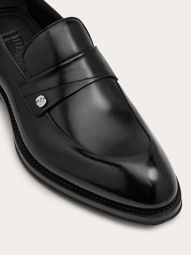 Ferragamo | Men's Tramezza Loafer - Black
