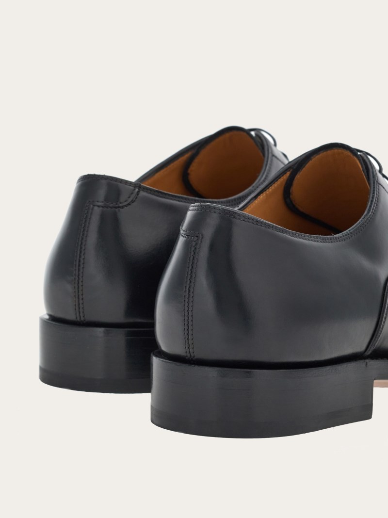 Ferragamo | Men's Tramezza Oxford With Toe Cap - Black