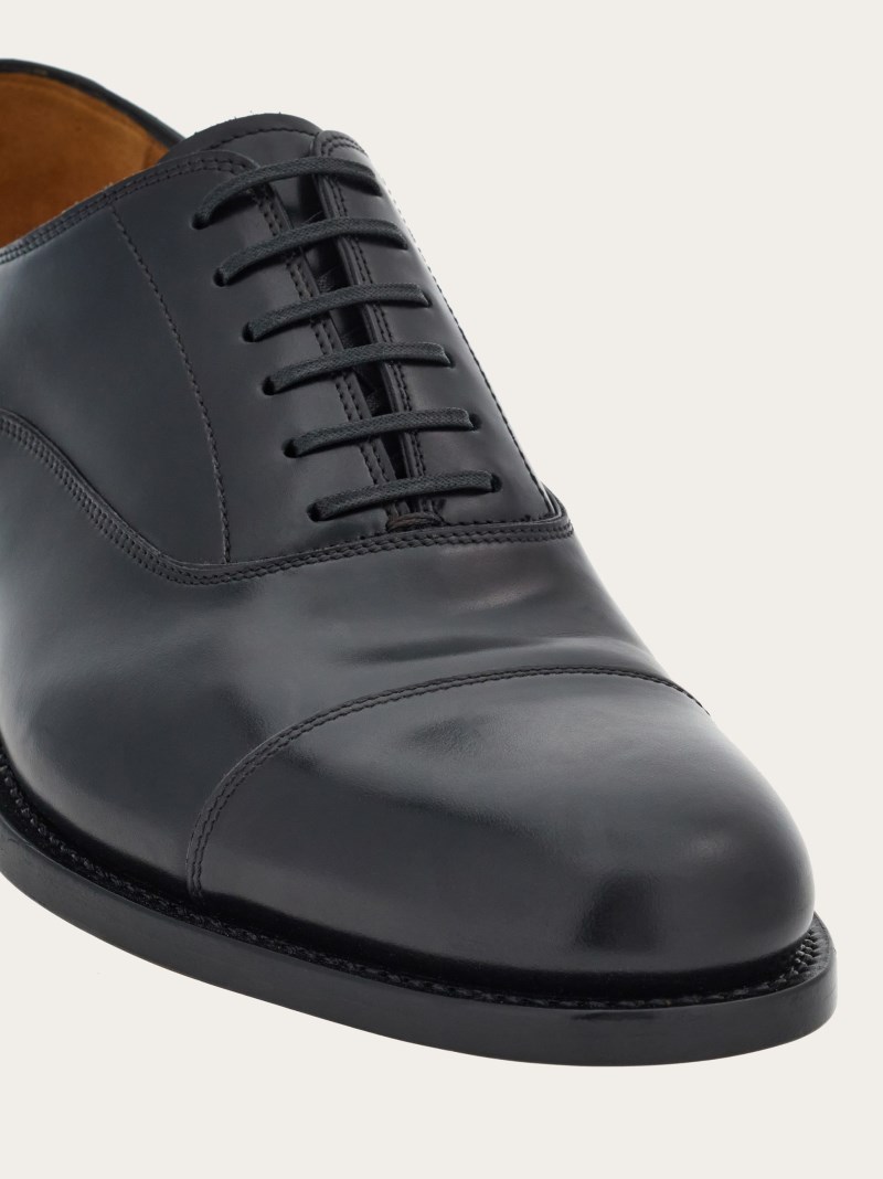 Ferragamo | Men's Tramezza Oxford With Toe Cap - Black