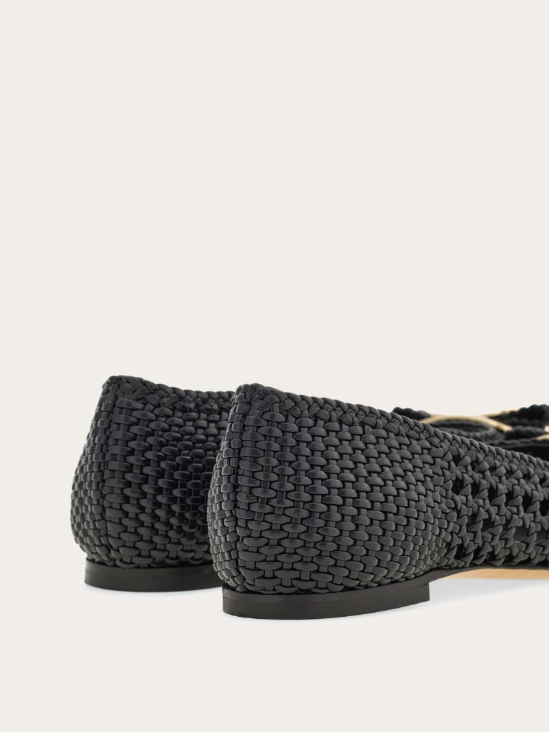 Ferragamo | Women's Ballet Flat With New Vara Buckle - Black