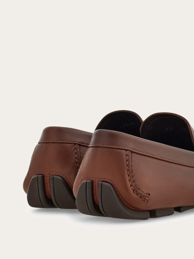 Ferragamo | Men's Driver With Gancini Ornament - Brown