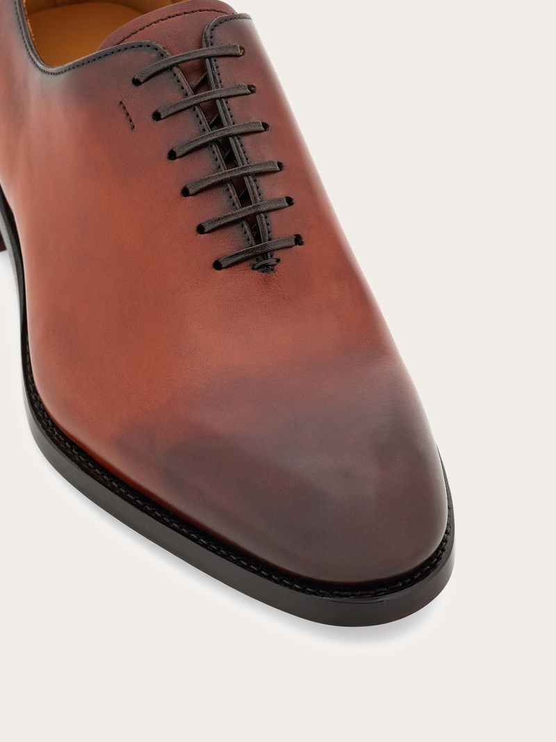 Ferragamo | Men's Tramezza Plain Toe Oxford - Cognac/Testa Di Moro