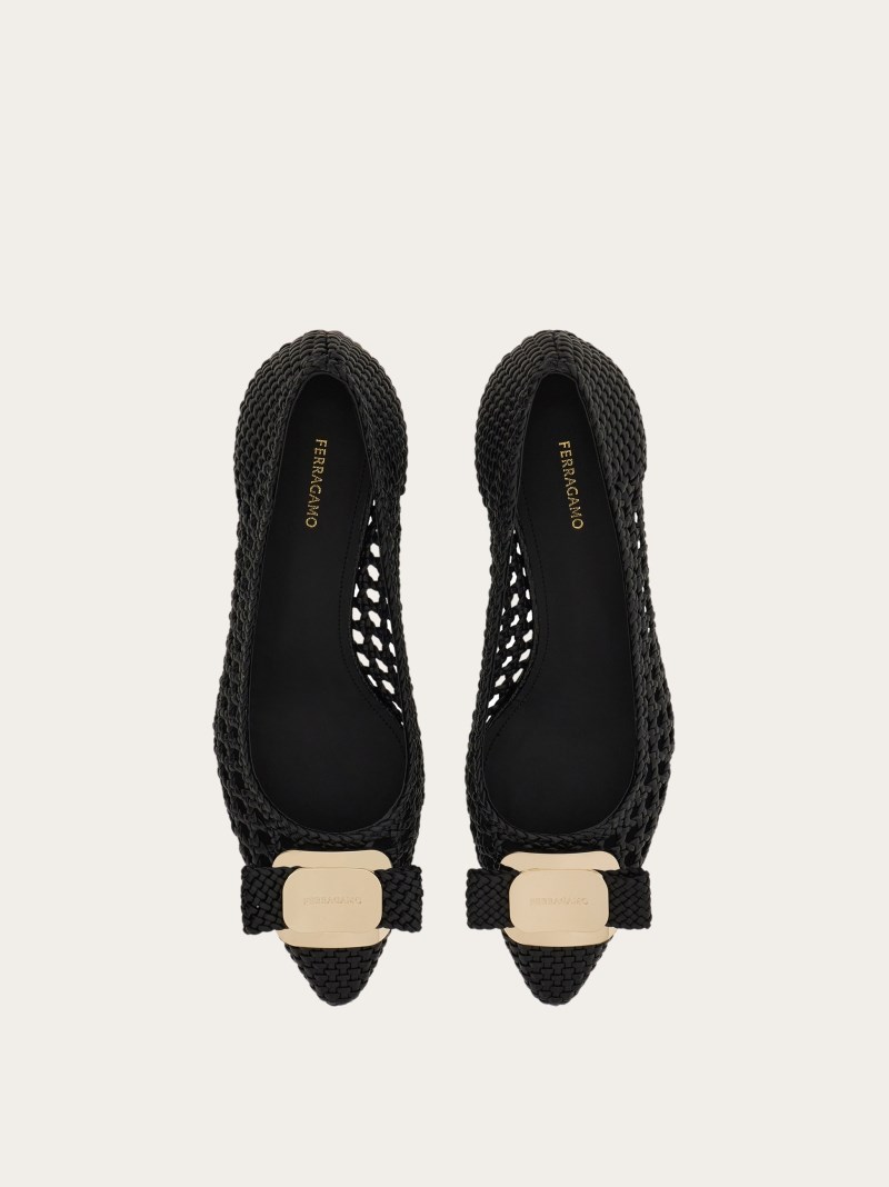 Ferragamo | Women's Kitten Heel Pump With New Vara Buckle - Black