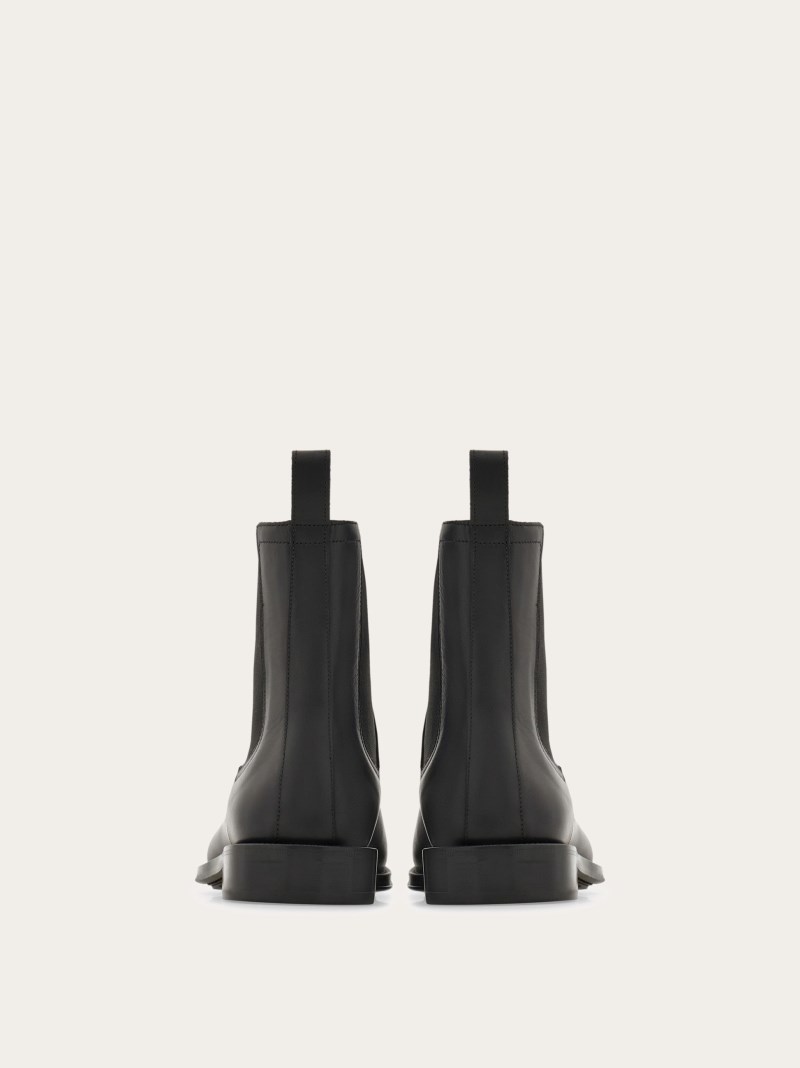 Ferragamo | Men's Chelsea Boot - Black