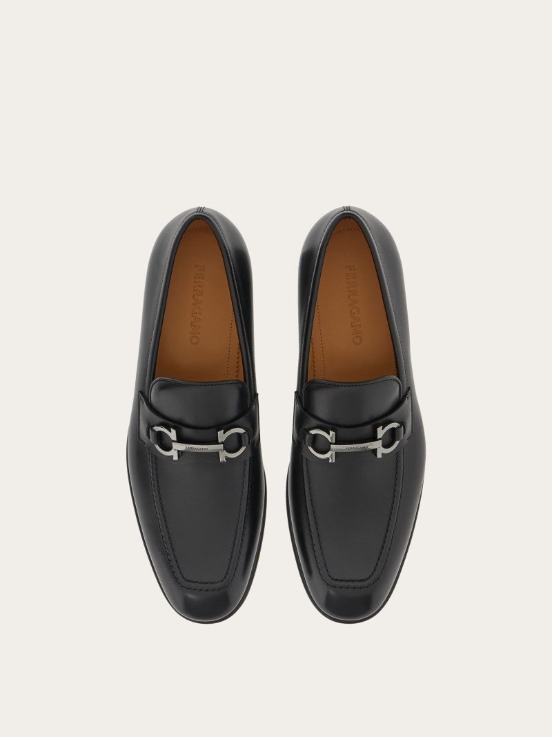 Ferragamo | Men's Moccasin With Gancini Ornament - Black/Cookie