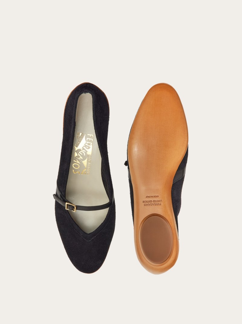 Ferragamo | Women's Audrey - Black