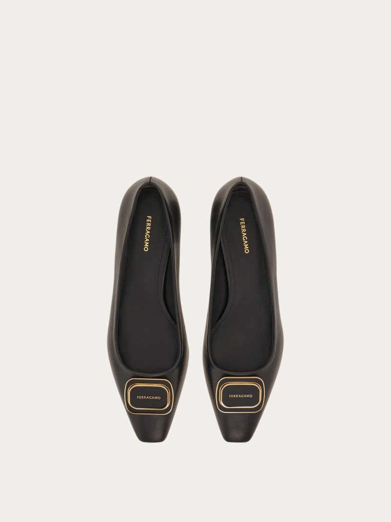 Ferragamo | Women's New Vara Plate Pump - Black