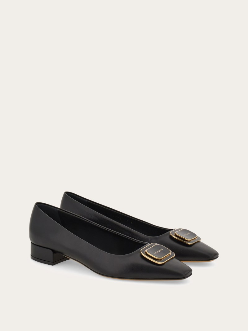 Ferragamo | Women's New Vara Plate Pump - Black