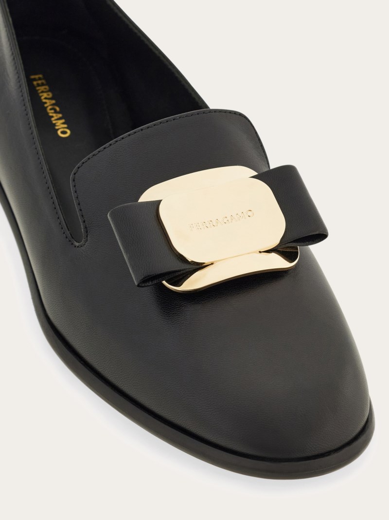 Ferragamo | Women's New Vara Plate Loafer - Black
