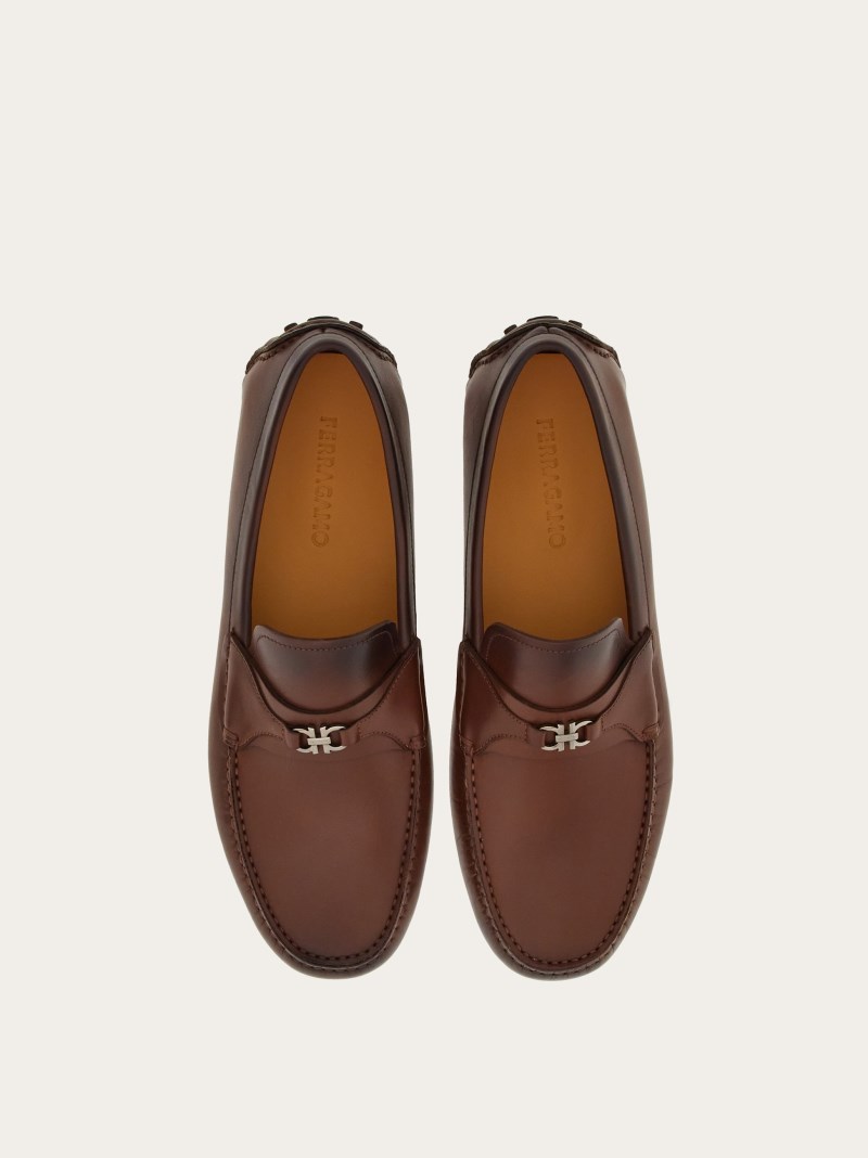 Ferragamo | Men's Driver With Gancini Ornament - Cocoa/Cookie