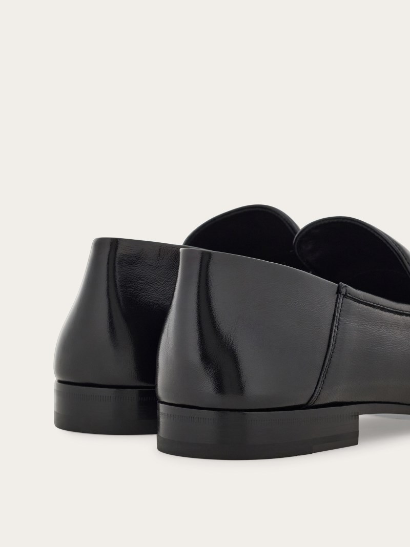 Ferragamo | Men's Hybrid Loafer With Gancini Ornament - Black