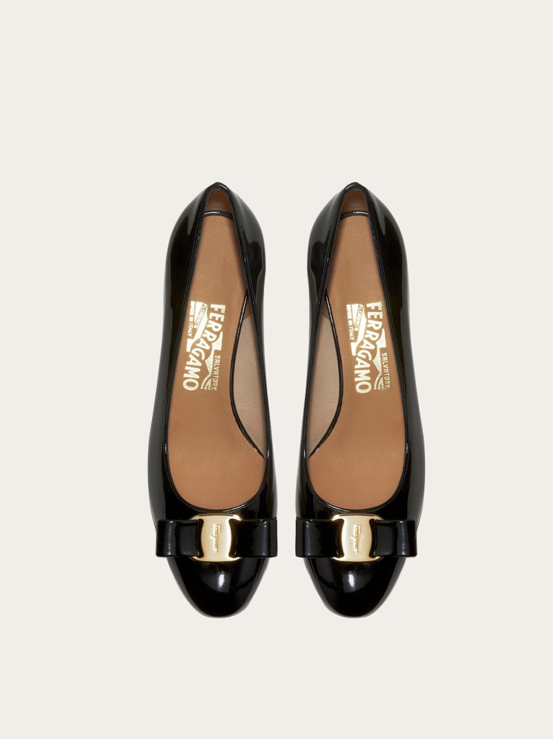 Ferragamo | Women's Vara Pump - Black