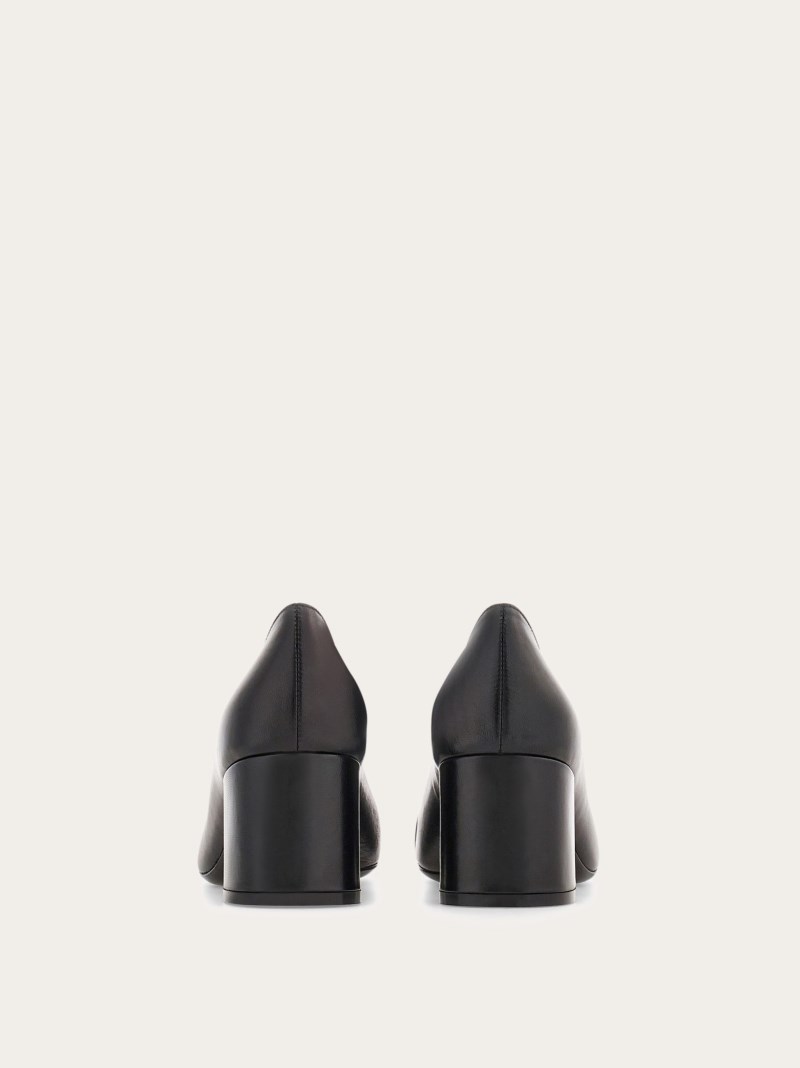 Ferragamo | Women's Pump With Gancini Ornament - Black