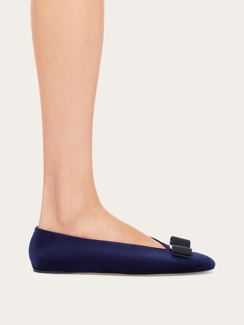 Ferragamo | Women's Vara Bow Ballet Flat - Oxford Blue