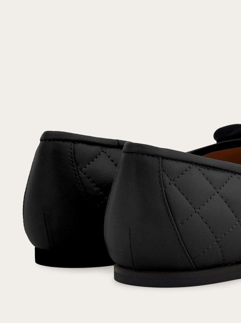 Ferragamo | Women's Varina Ballet Flat - Black
