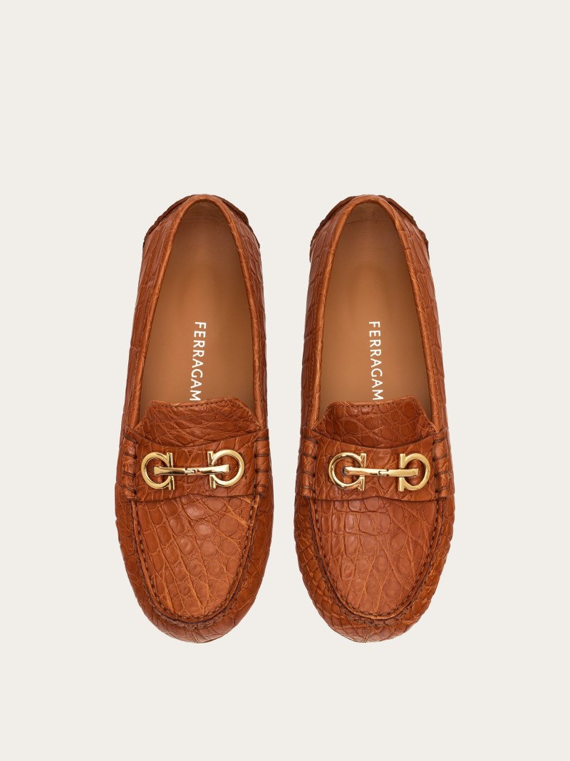 Ferragamo | Women's Driver With Gancini Ornament - Saddle