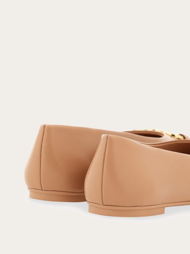 Ferragamo | Women's Ballet Flat With Gancini Ornament - Amaretti