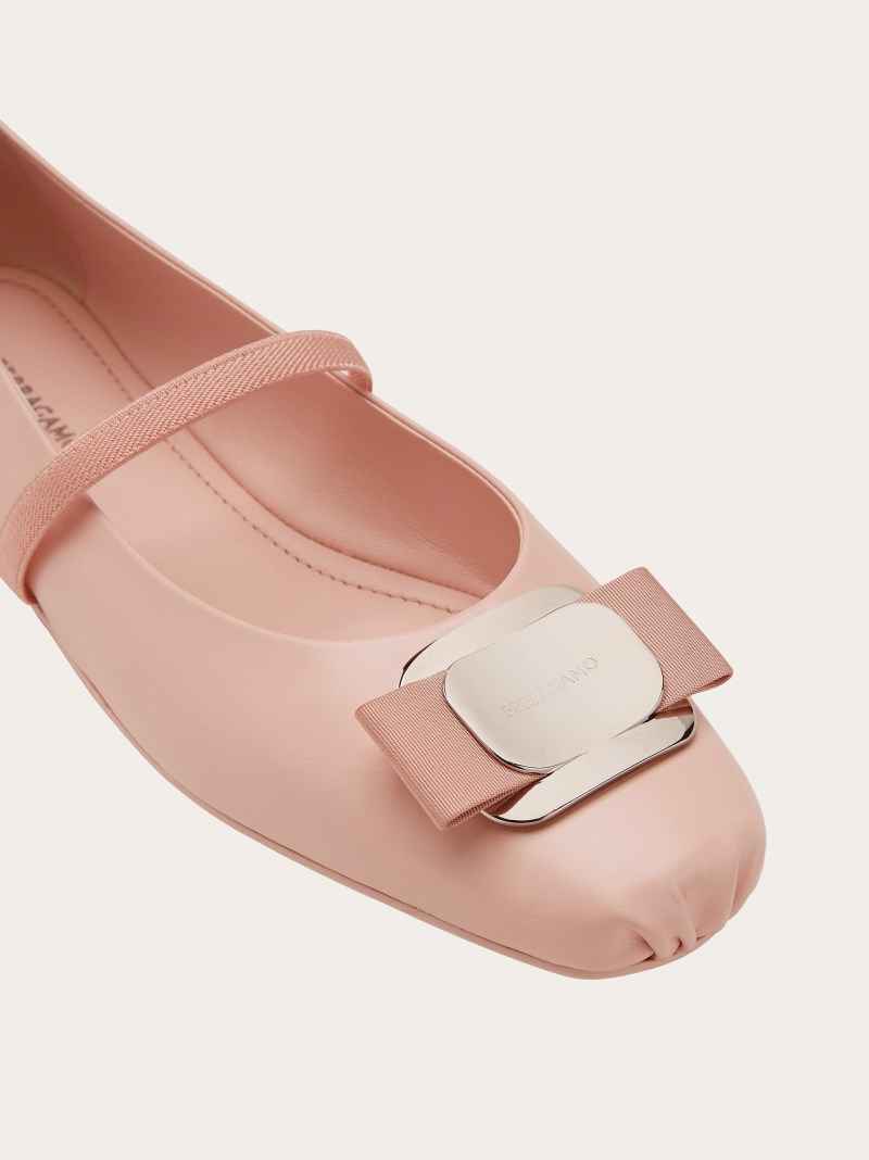 Ferragamo | Women's New Vara Plate Ballet Flat - Nylund Pink