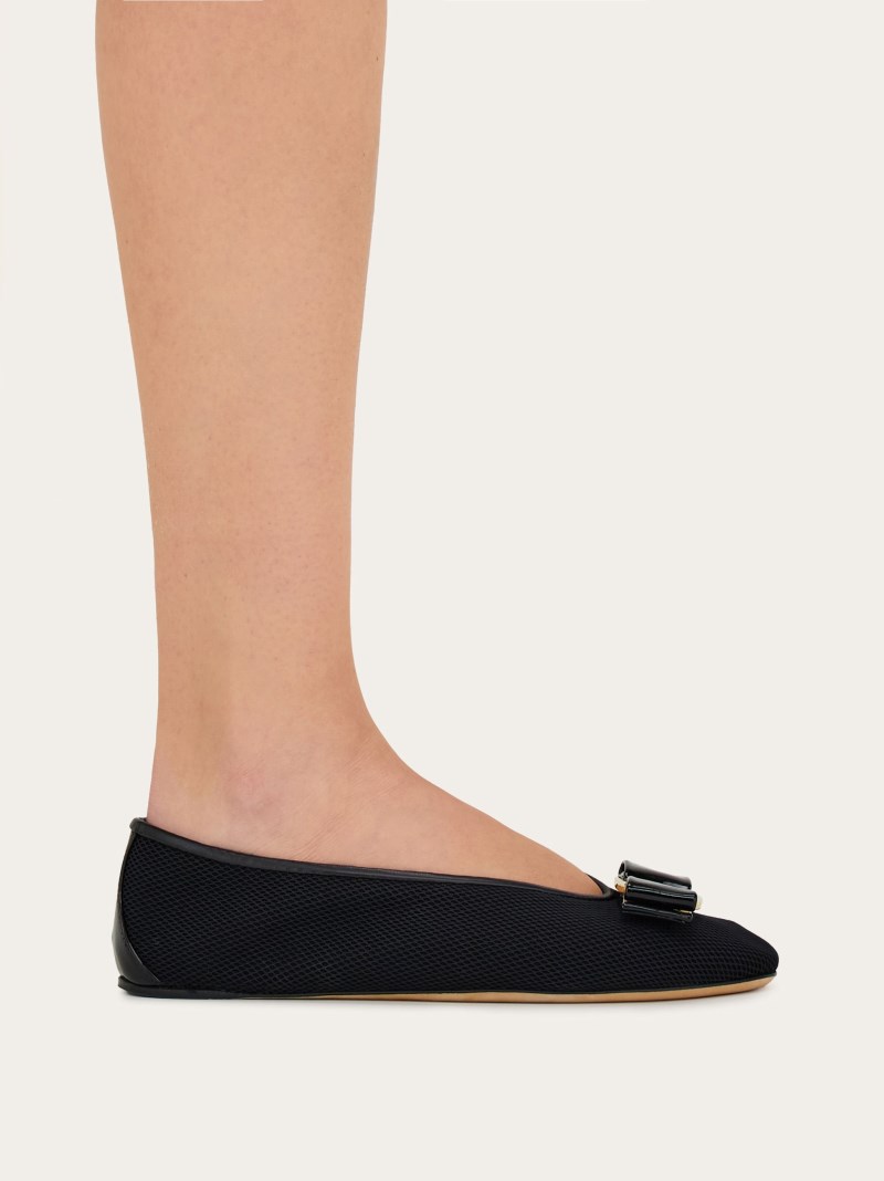 Ferragamo | Women's Vara Bow Ballet Flat - Black