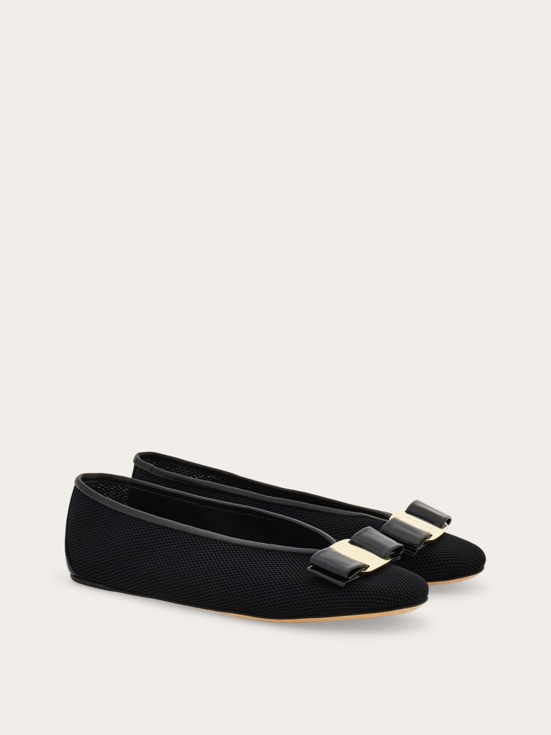 Ferragamo | Women's Vara Bow Ballet Flat - Black