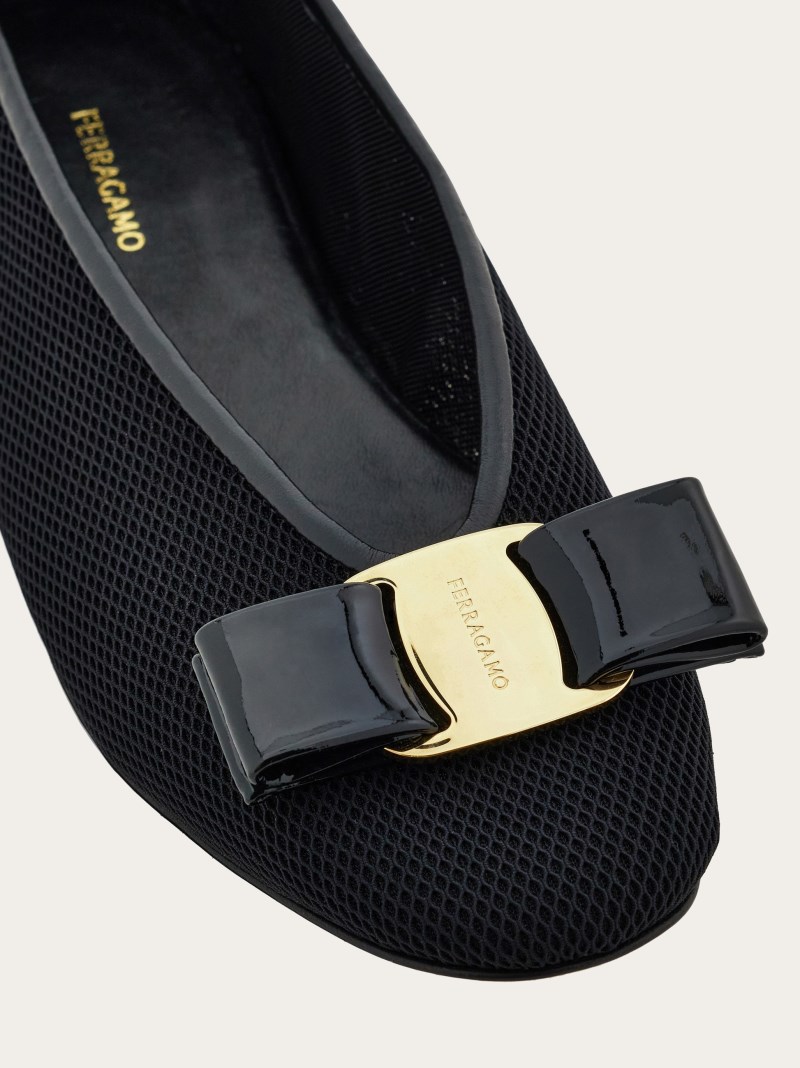 Ferragamo | Women's Vara Bow Ballet Flat - Black