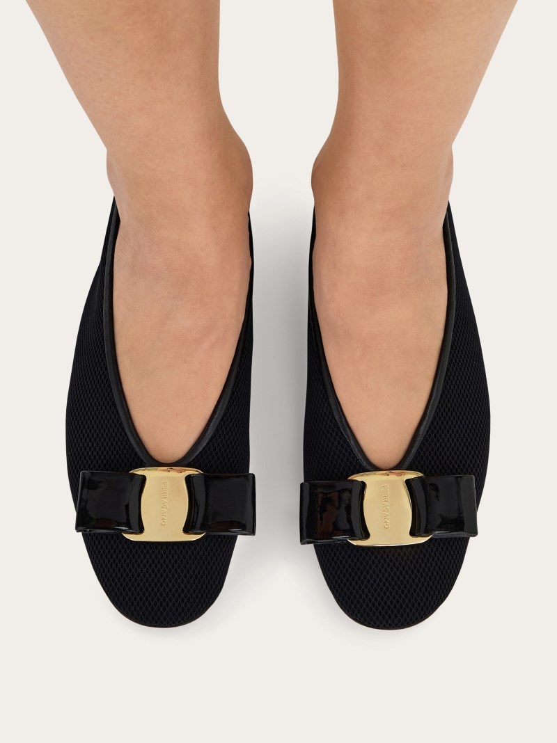 Ferragamo | Women's Vara Bow Ballet Flat - Black