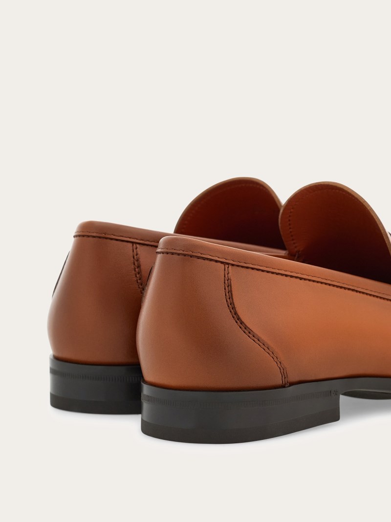 Ferragamo | Men's Moccasin With Gancini Ornament - Cognac
