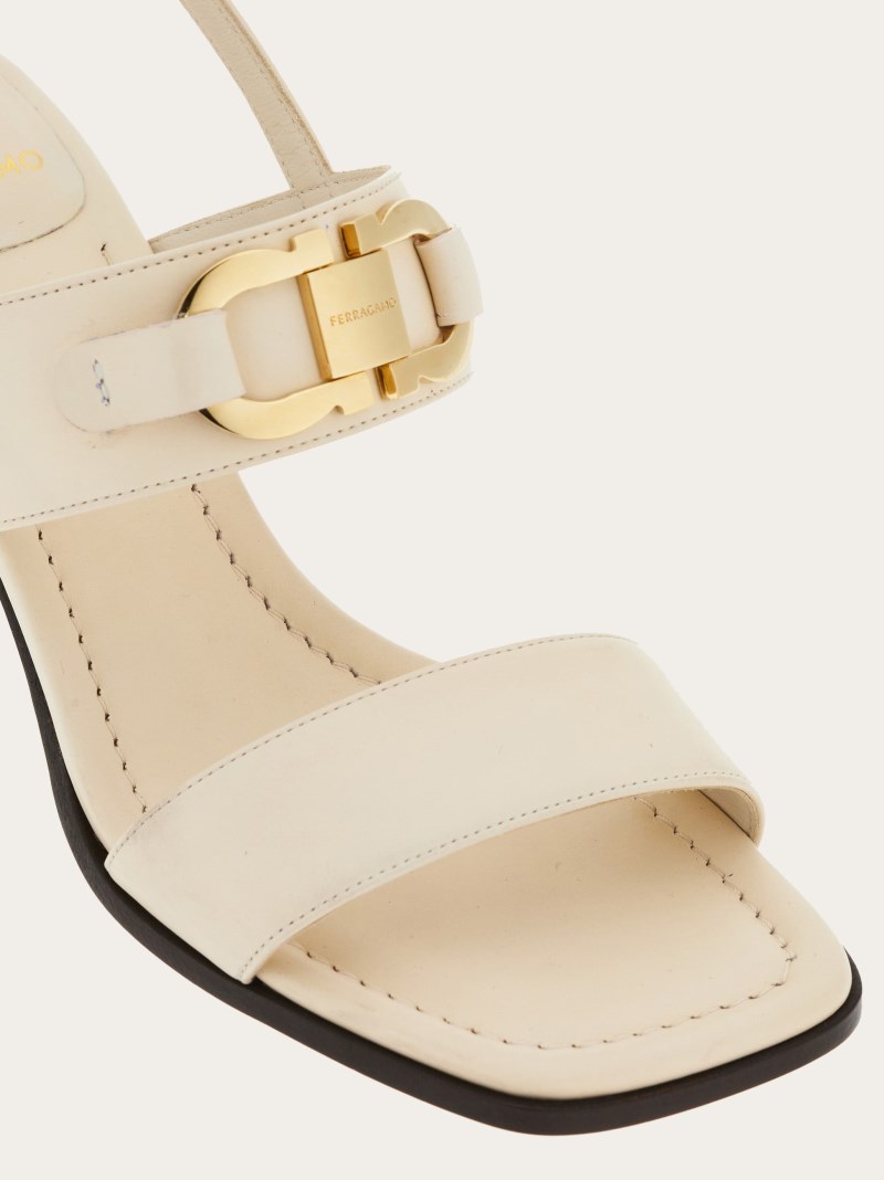 Ferragamo | Women's Sandal With Gancini Ornament - Mascarpone
