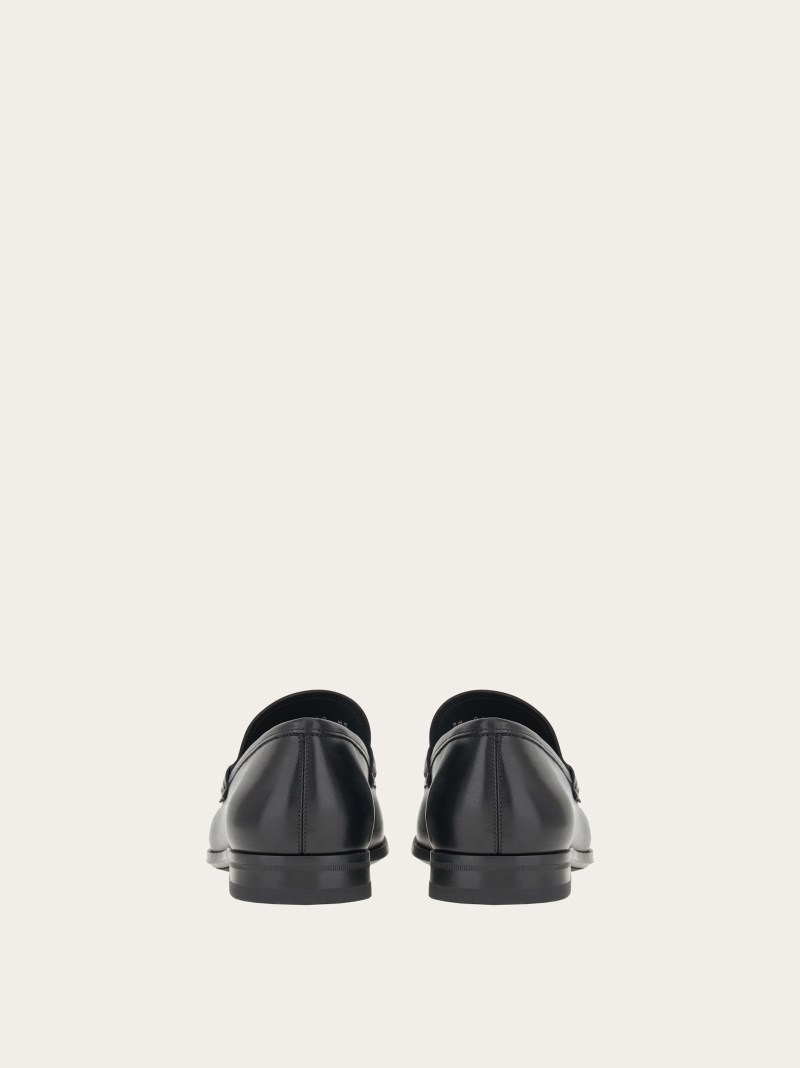 Ferragamo | Men's Moccasin With Gancini Reversible Ornament - Black