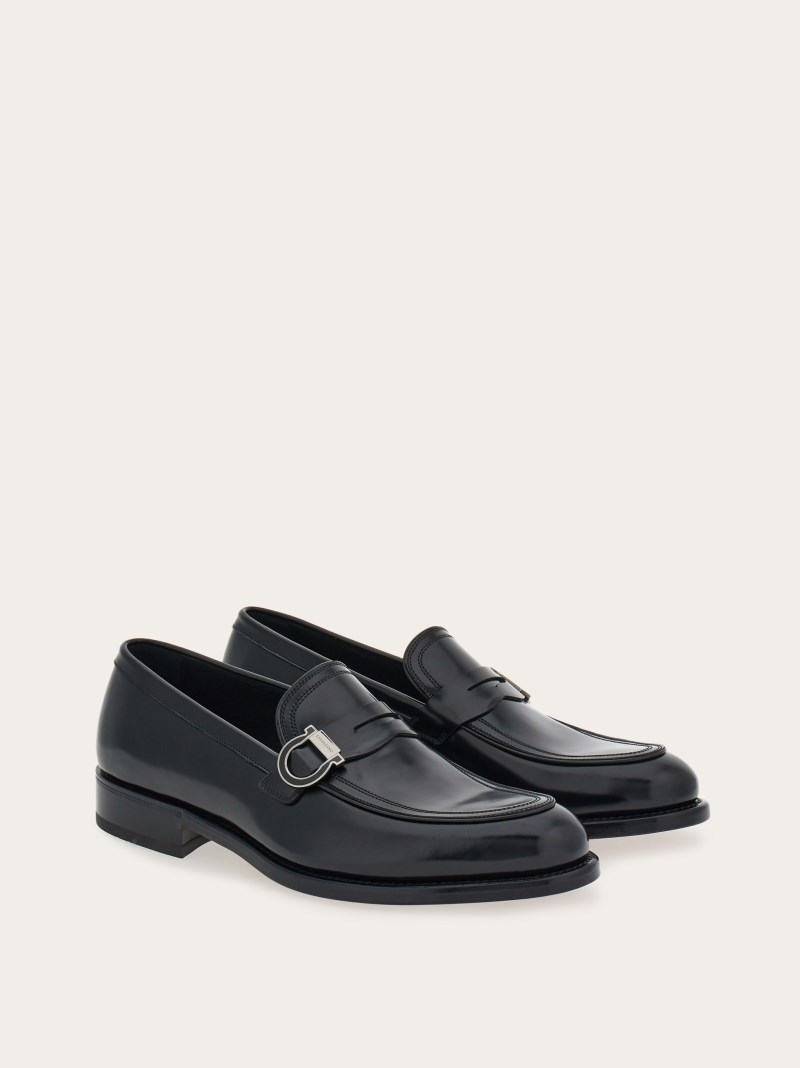 Ferragamo | Men's Moccasin With Gancini Ornament - Black