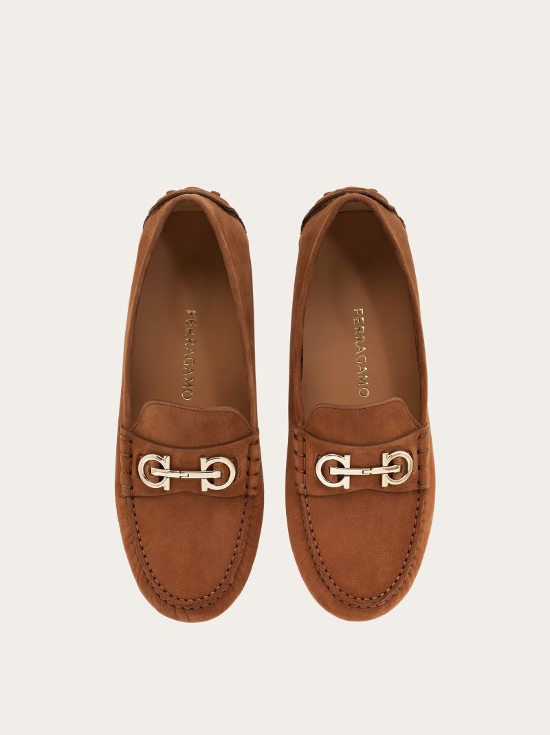 Ferragamo | Women's Driver With Gancini Ornament - Tan