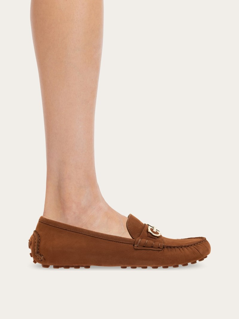 Ferragamo | Women's Driver With Gancini Ornament - Tan