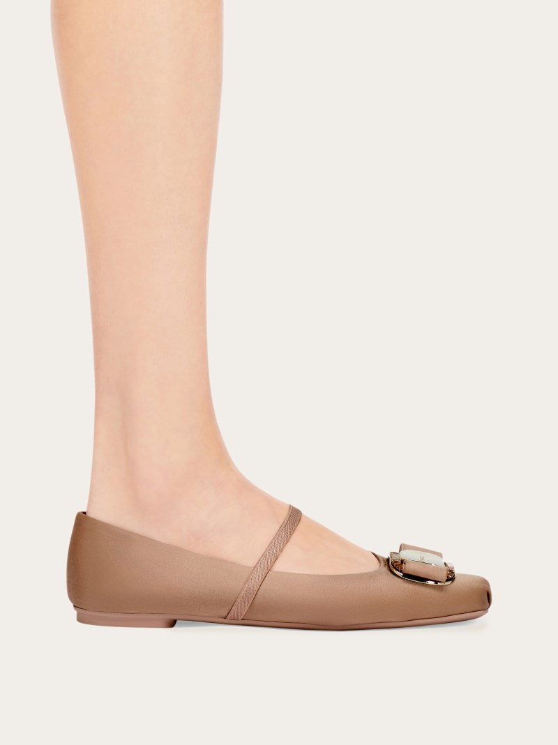 Ferragamo | Women's New Vara Plate Ballet Flat - Pink