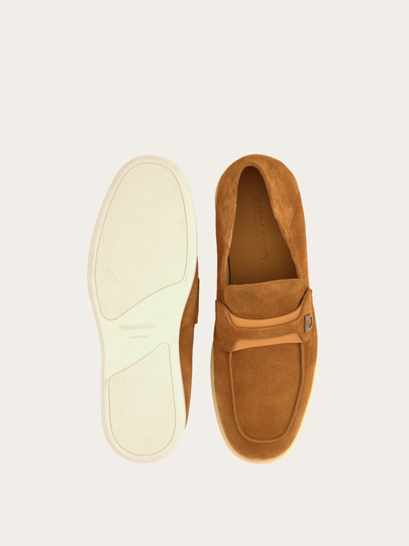 Ferragamo | Men's Deconstructed Loafer With Gancini Ornament - Light Camel