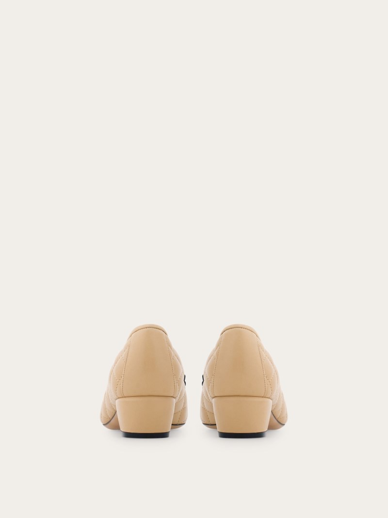 Ferragamo | Women's Quilted Vara Pump - Black/New Bisque